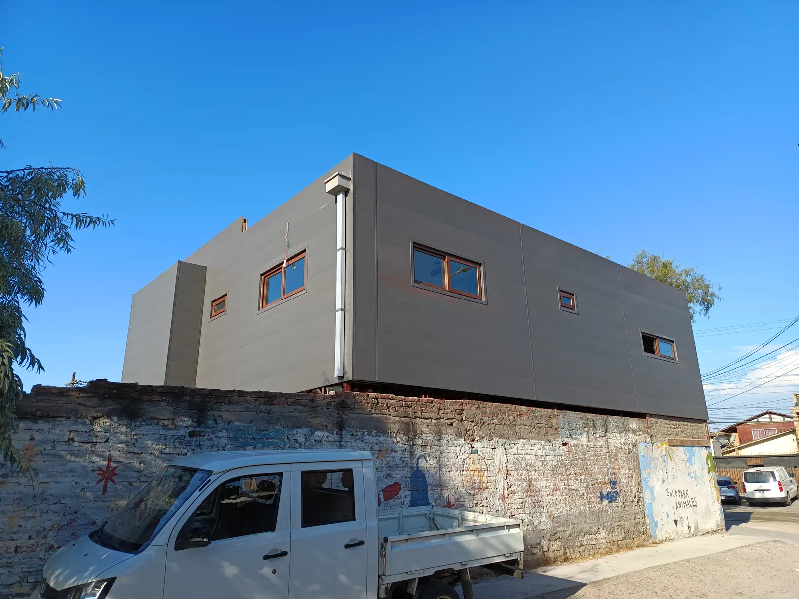 Casa moderna construida desde cero en la comuna de Pudahuel.